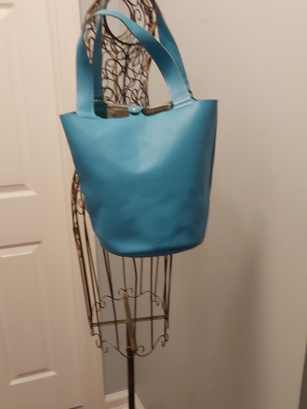 Bright Blue Leatherette Women’s Tote with Wide Straps